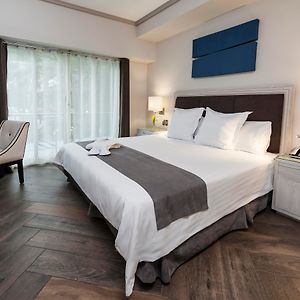 Family King Suite